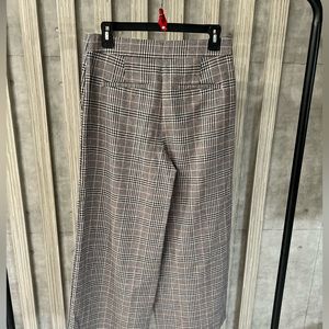LOFT Crop pants. XS size 2.with tag